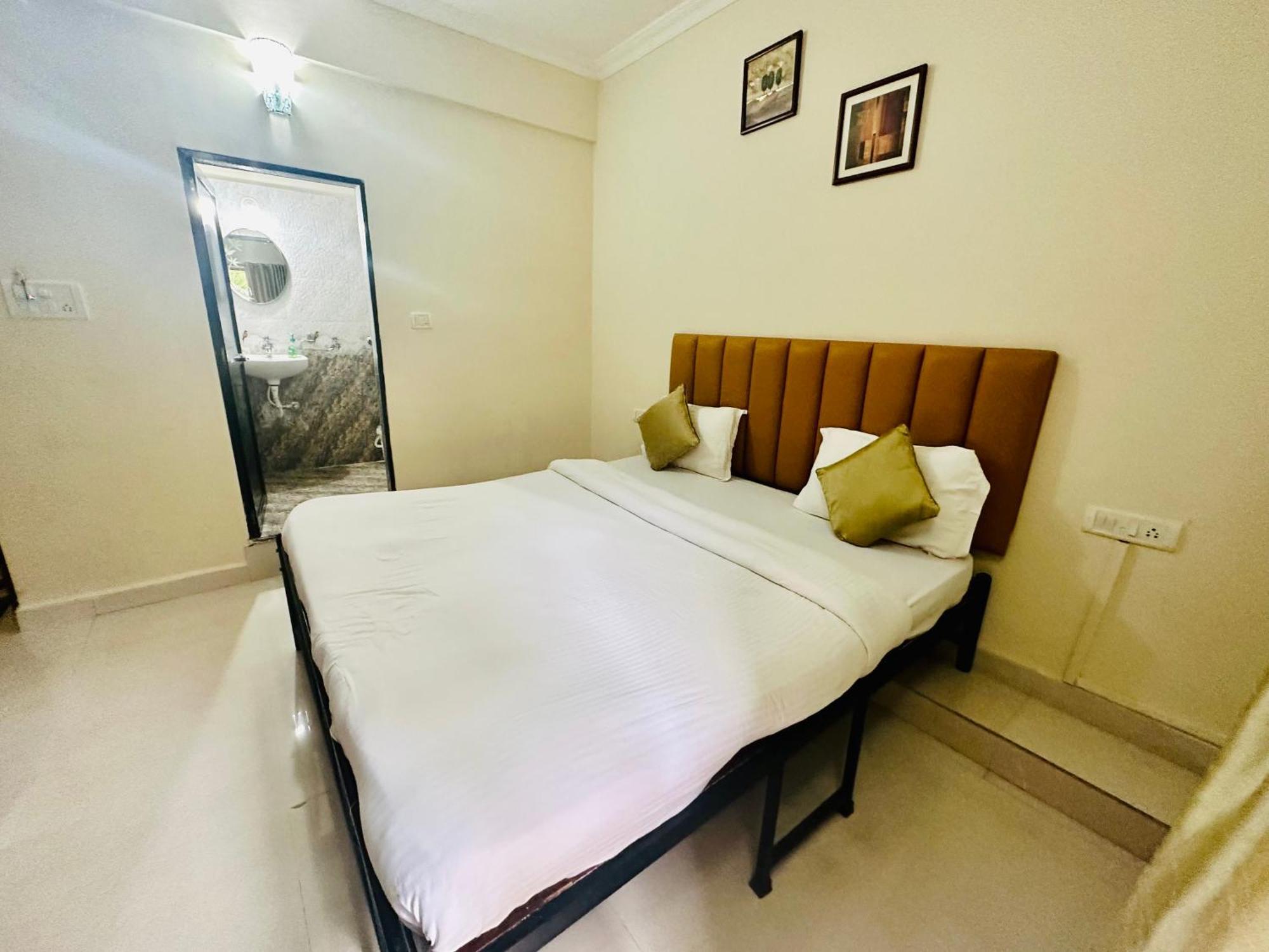 Hotel Leela Inn Candolim Marmagao Ngoại thất bức ảnh
